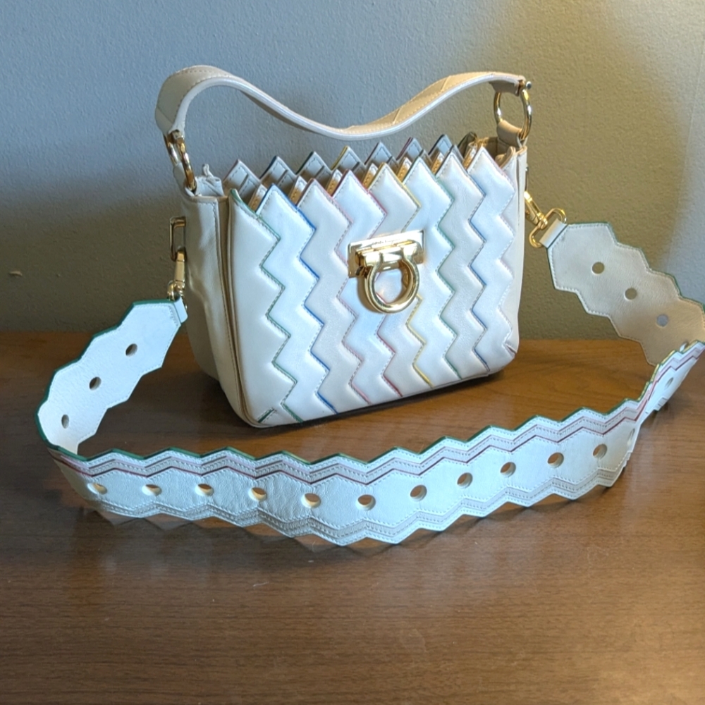 Salvatore Ferragamo Zigzag Top Handle Bag - Picture 2 of 16